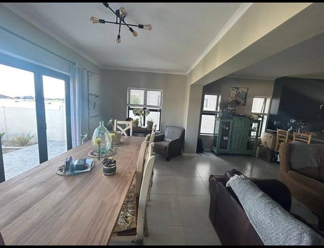 3 BEDROOM PROPERTY TO RENT IN PROTEA HEIGHTS